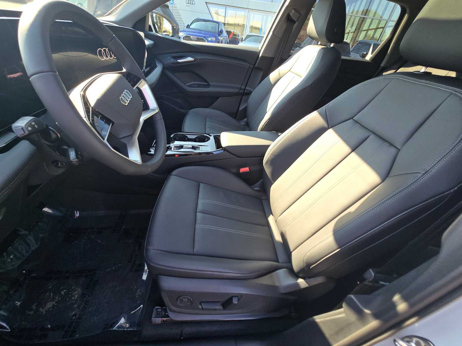 2025 Audi Q6 e-tron Premium