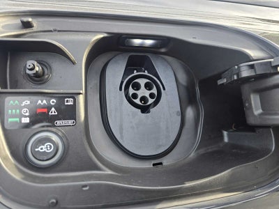 2025 Audi Q6 e-tron Premium