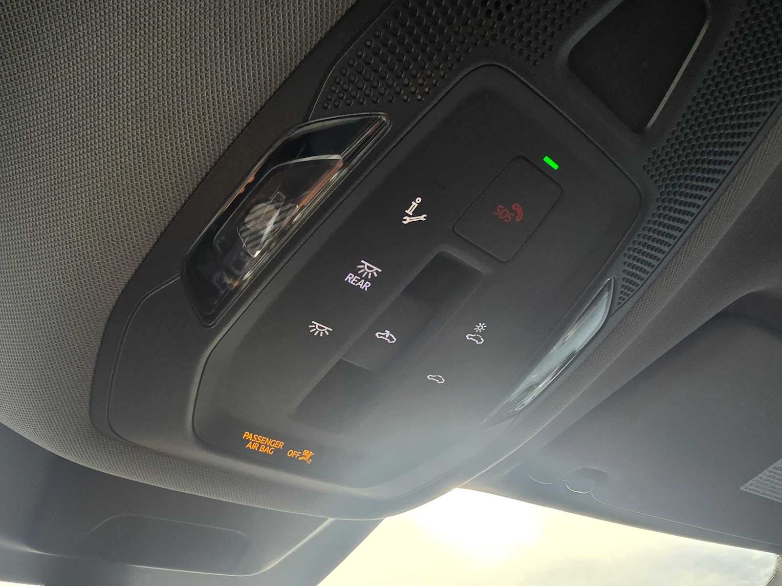 2025 Audi Q6 e-tron Premium