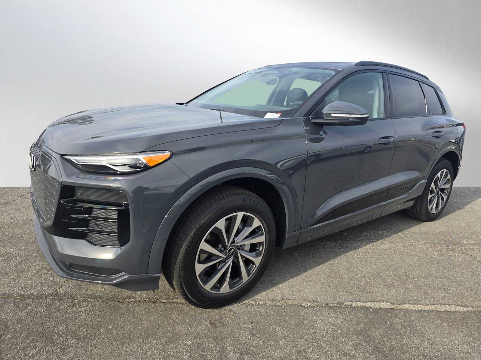 2025 Audi Q6 e-tron Premium