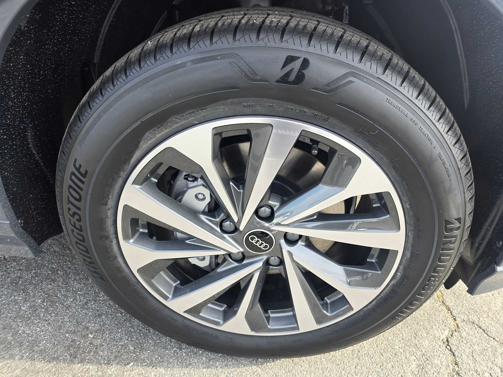 2025 Audi Q6 e-tron Premium