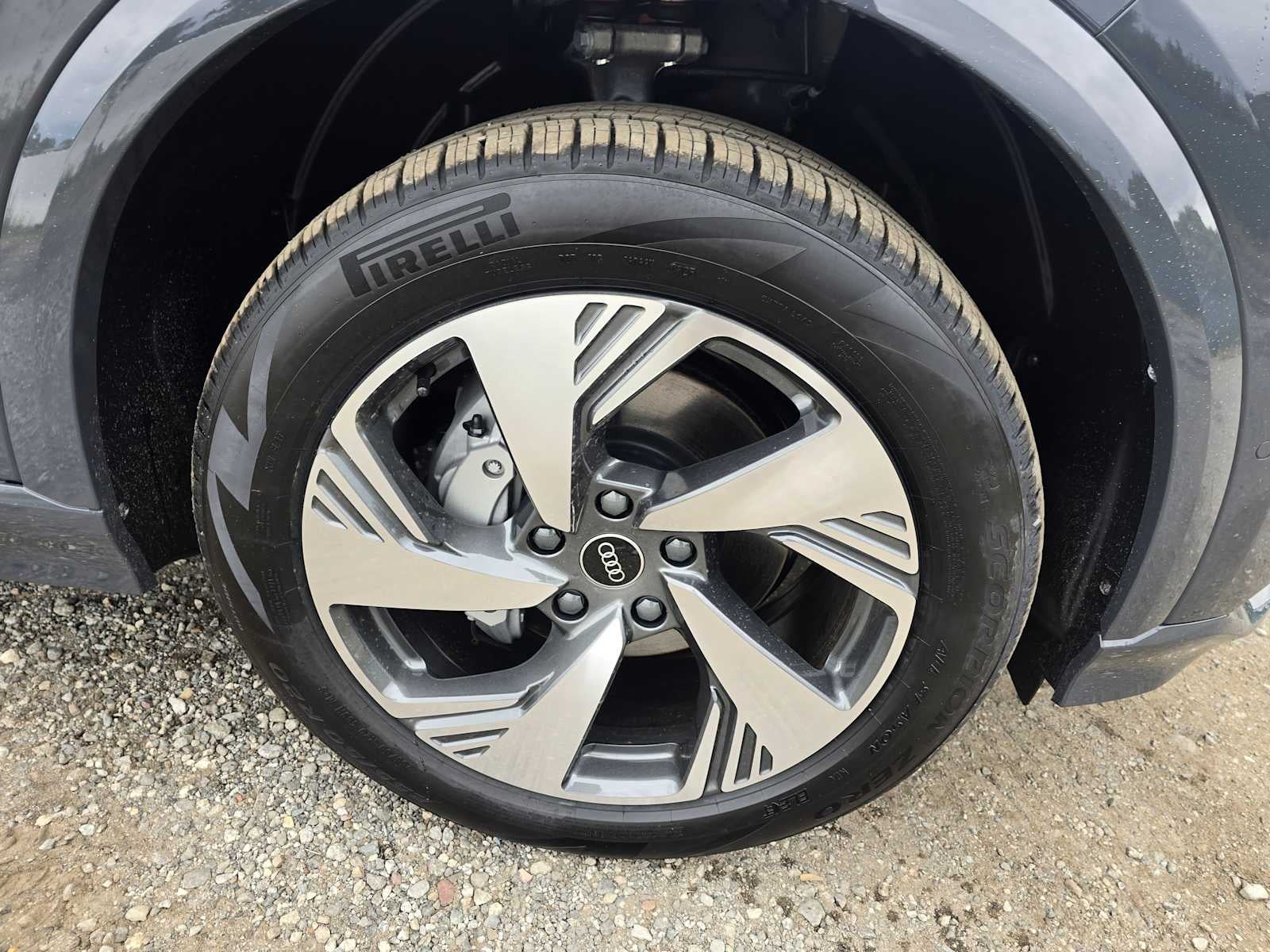 2025 Audi Q6 e-tron Premium