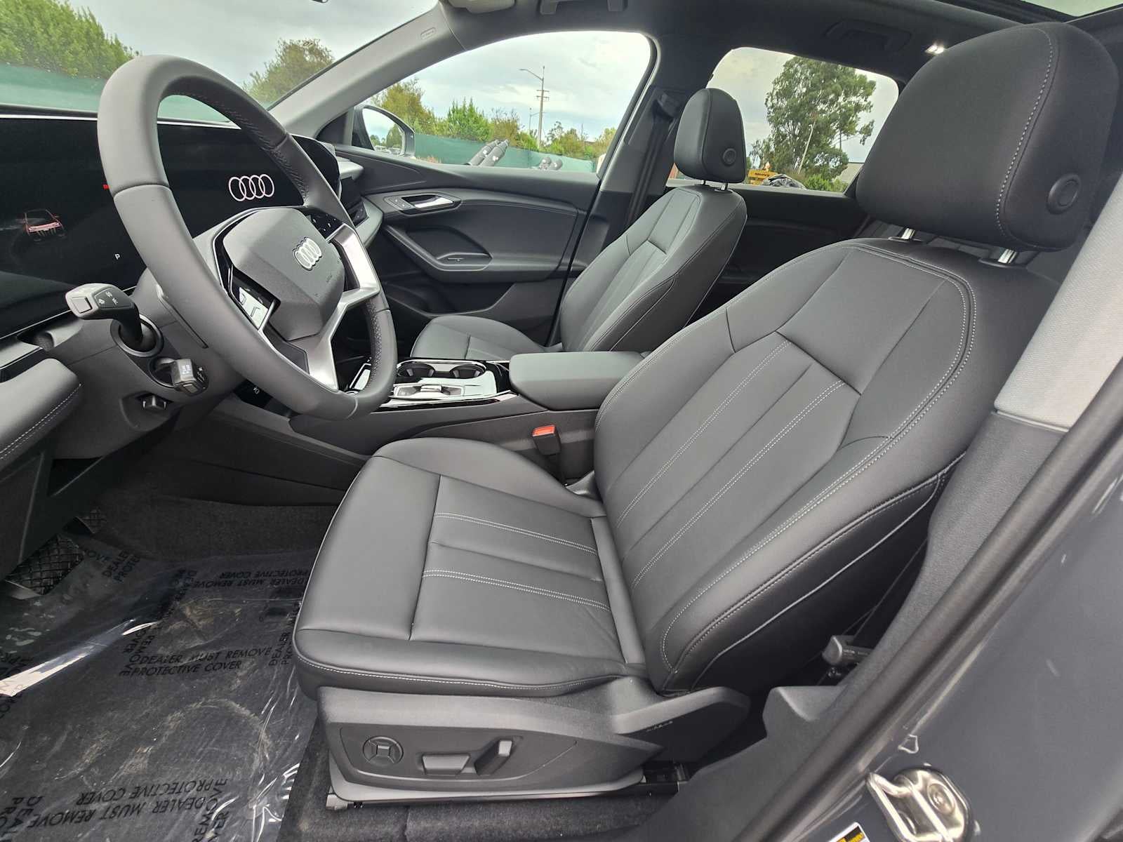 2025 Audi Q6 e-tron Premium