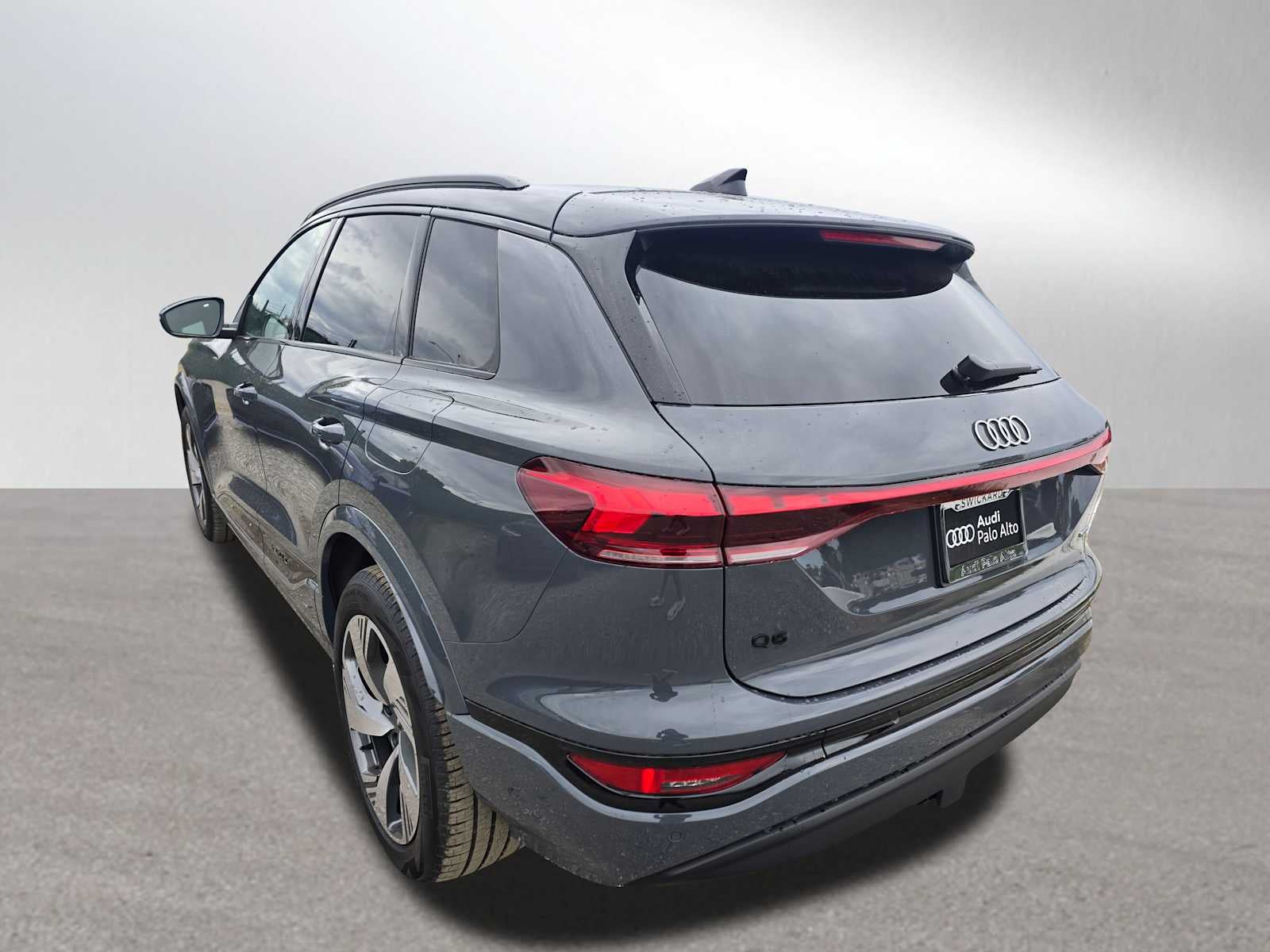 2025 Audi Q6 e-tron Premium