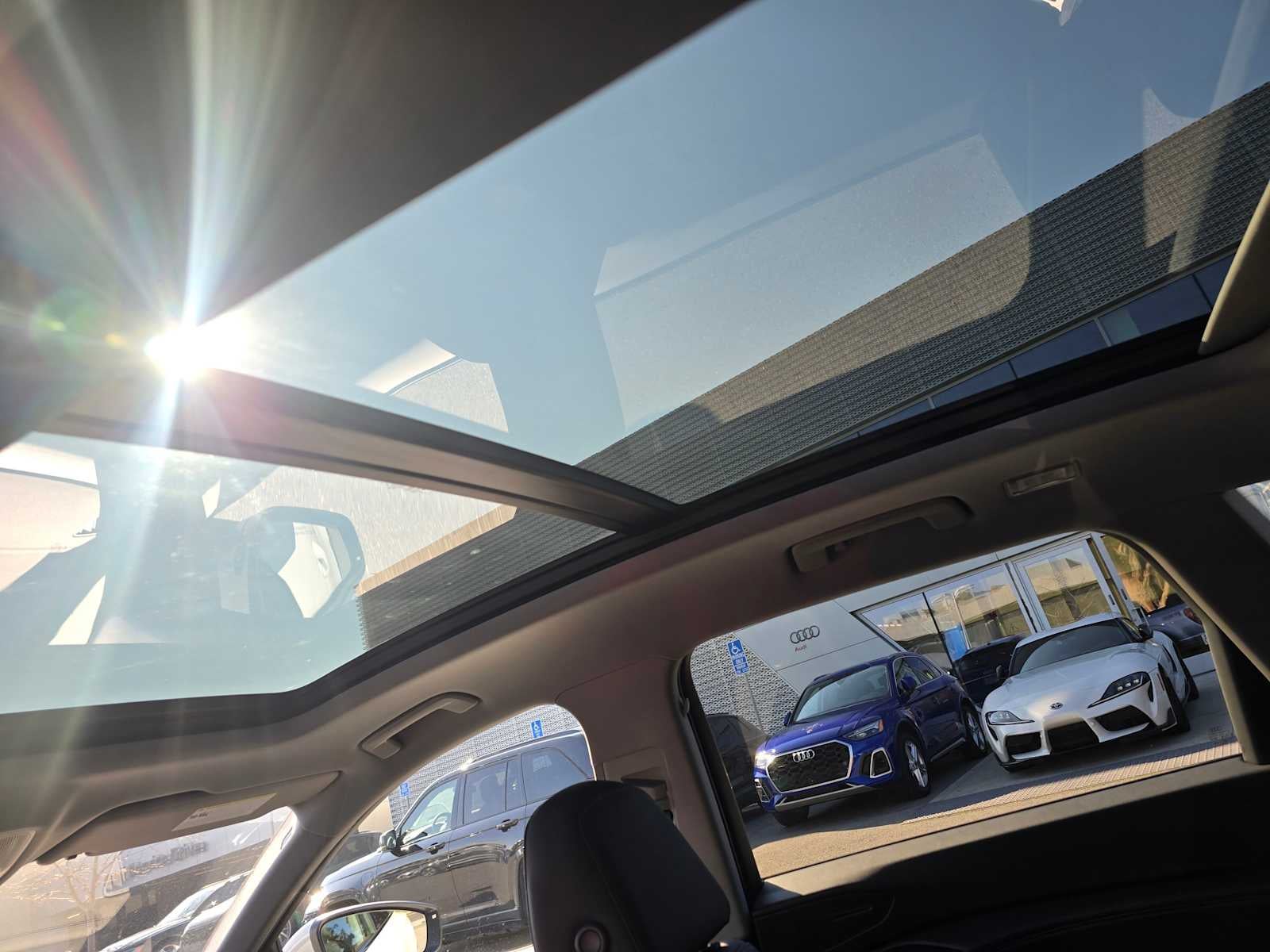 2025 Audi Q6 e-tron Premium