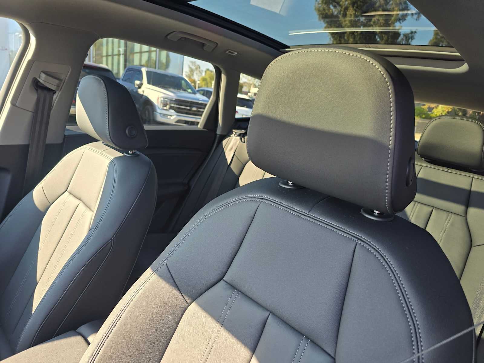 2025 Audi Q6 e-tron Premium