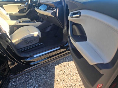 2025 Audi Q6 e-tron Premium