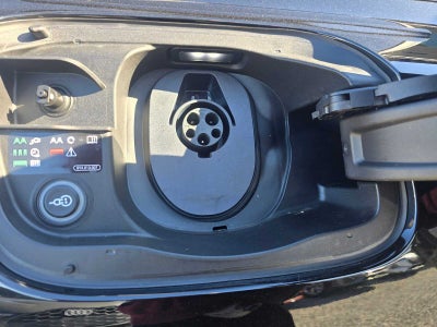 2025 Audi Q6 e-tron Premium