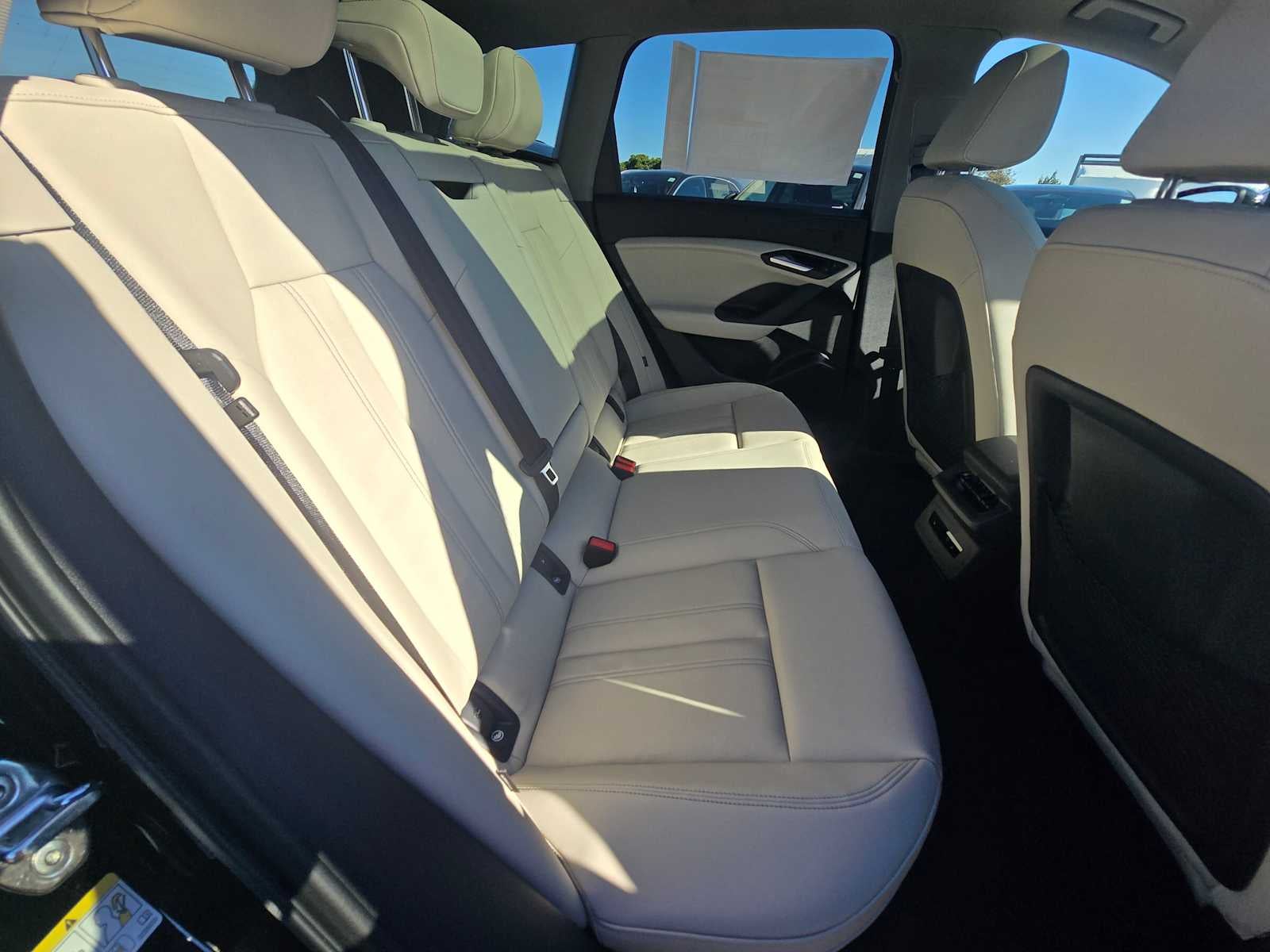 2025 Audi Q6 e-tron Premium