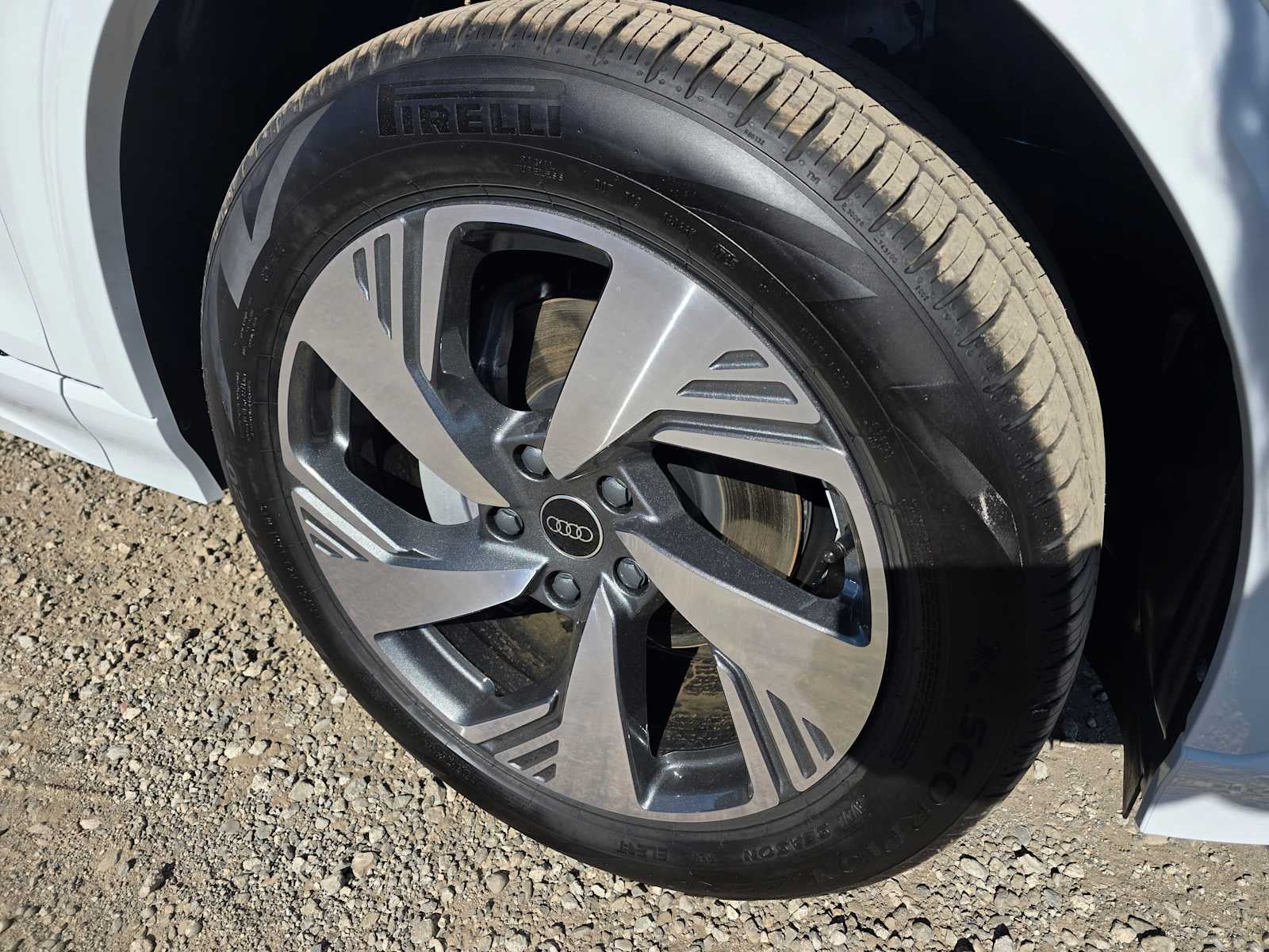2025 Audi Q6 e-tron Premium