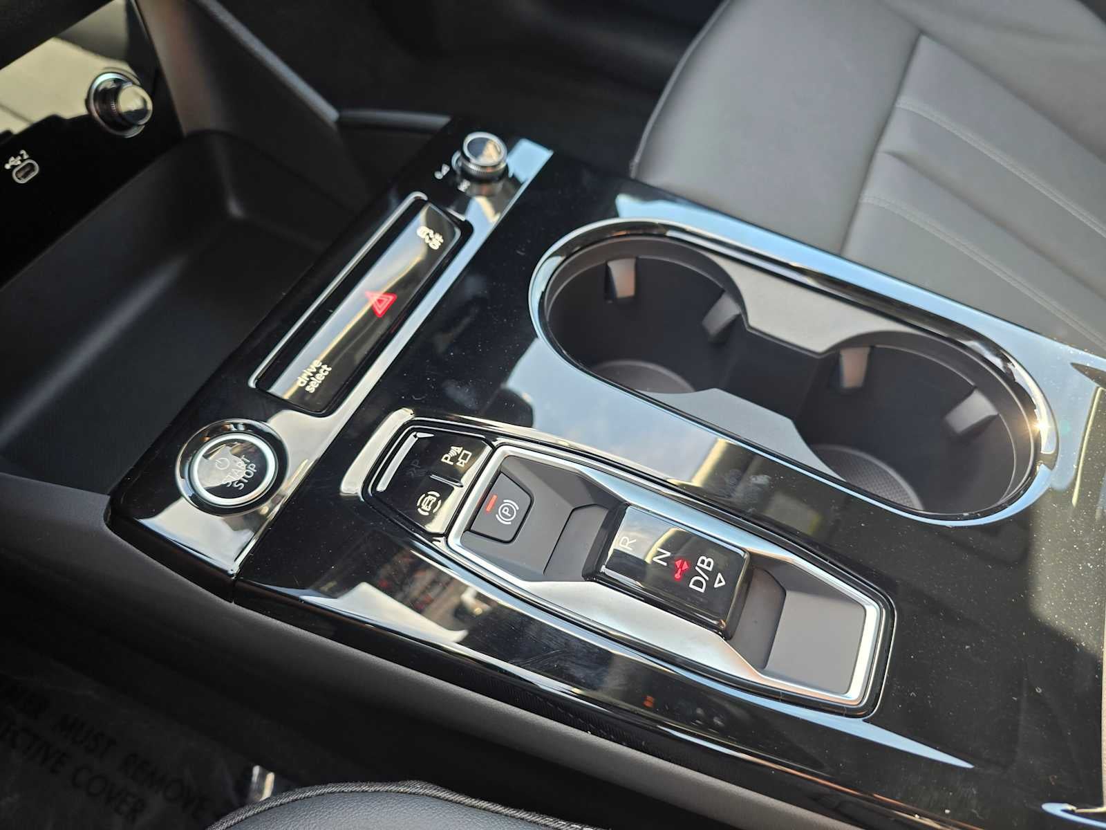 2025 Audi Q6 e-tron Premium