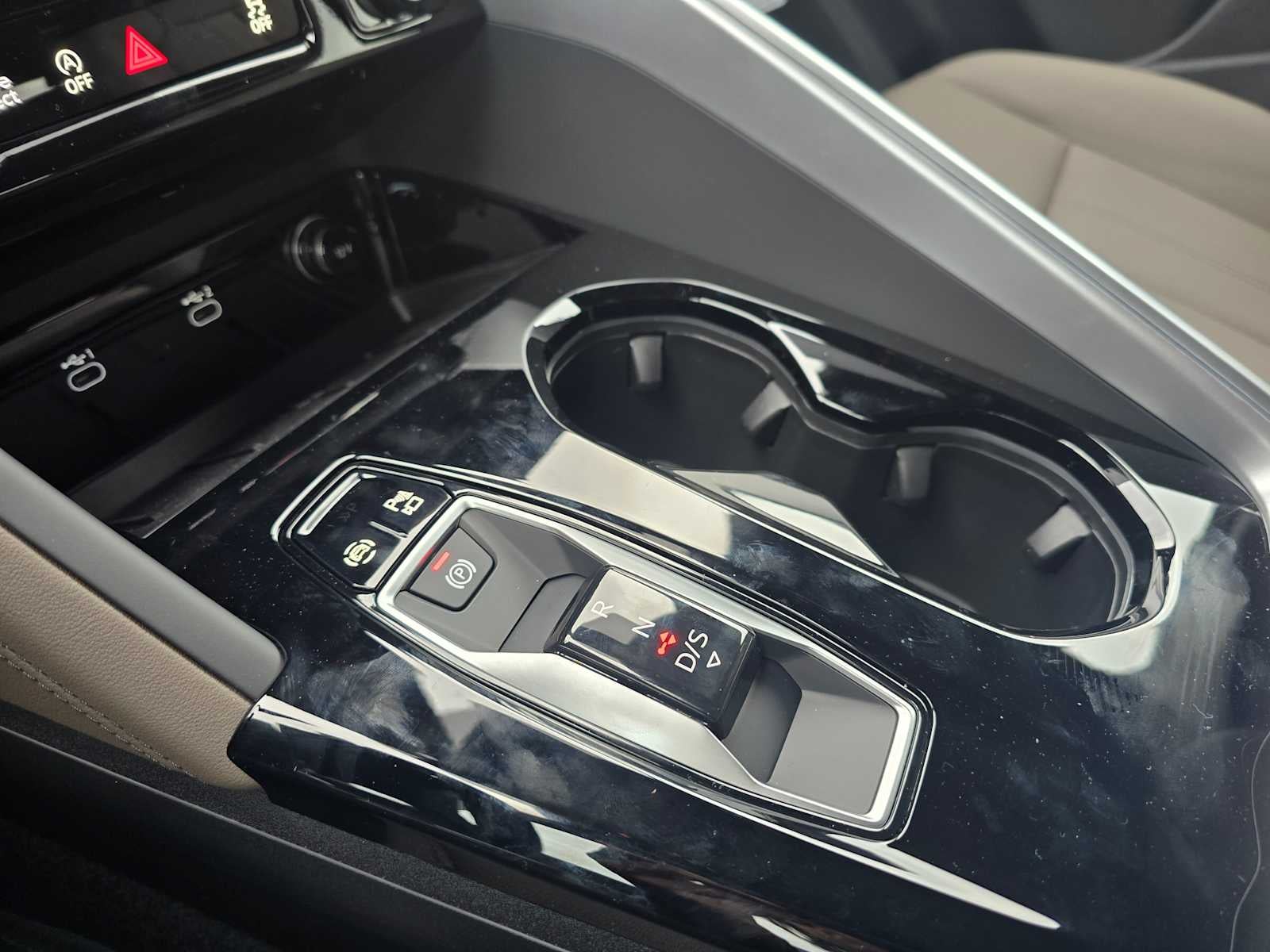 2025 Audi Q5 Premium