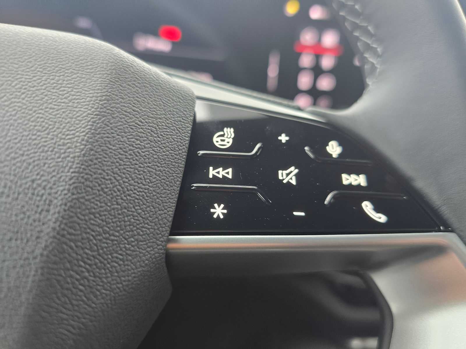 2025 Audi Q5 Premium