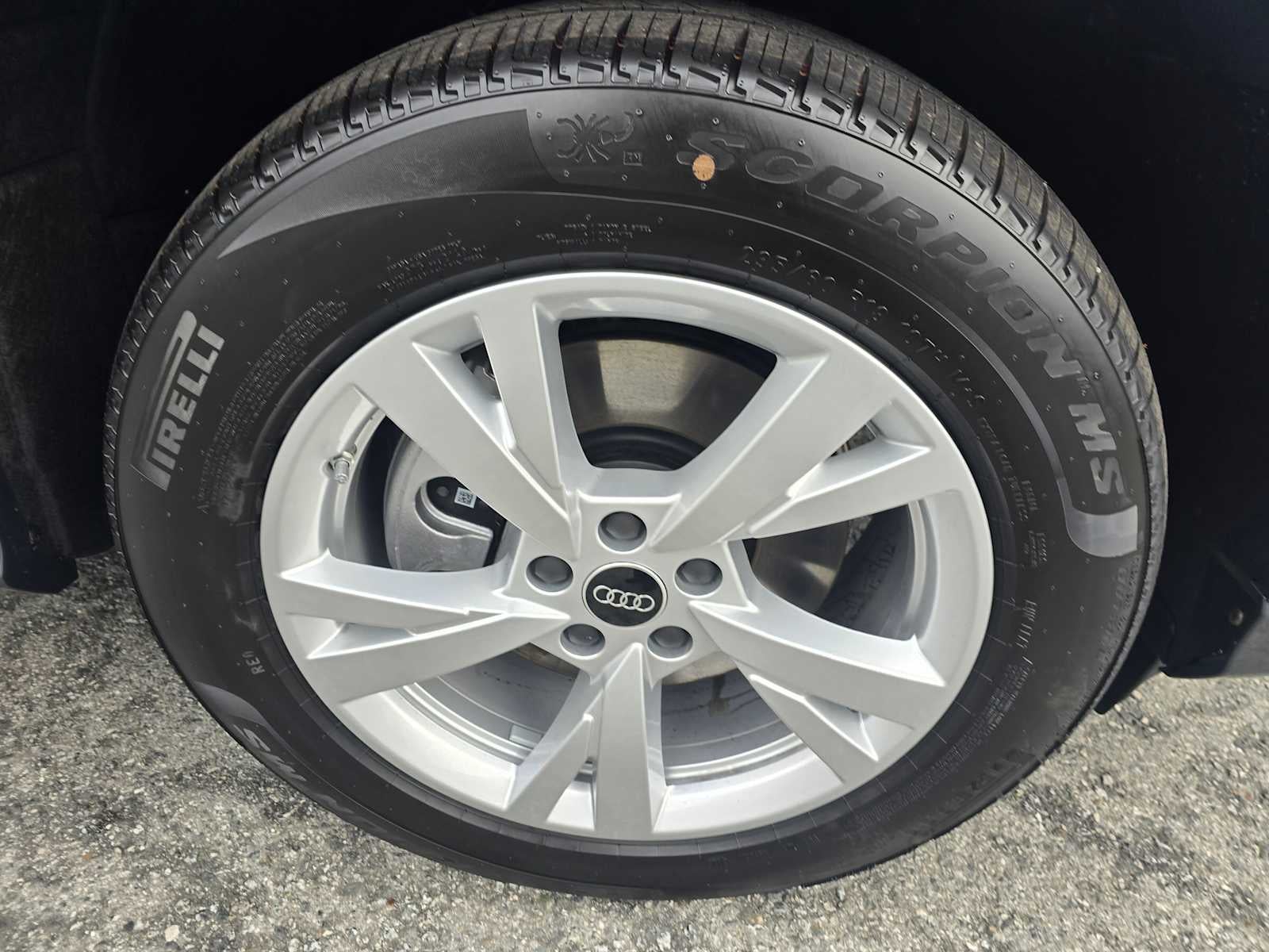 2025 Audi Q5 Premium