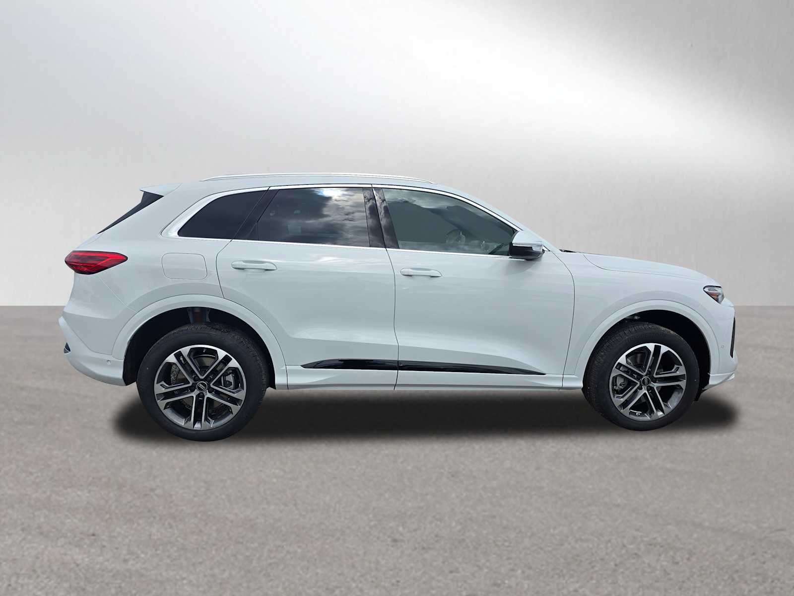 2026 Audi Q5 Premium