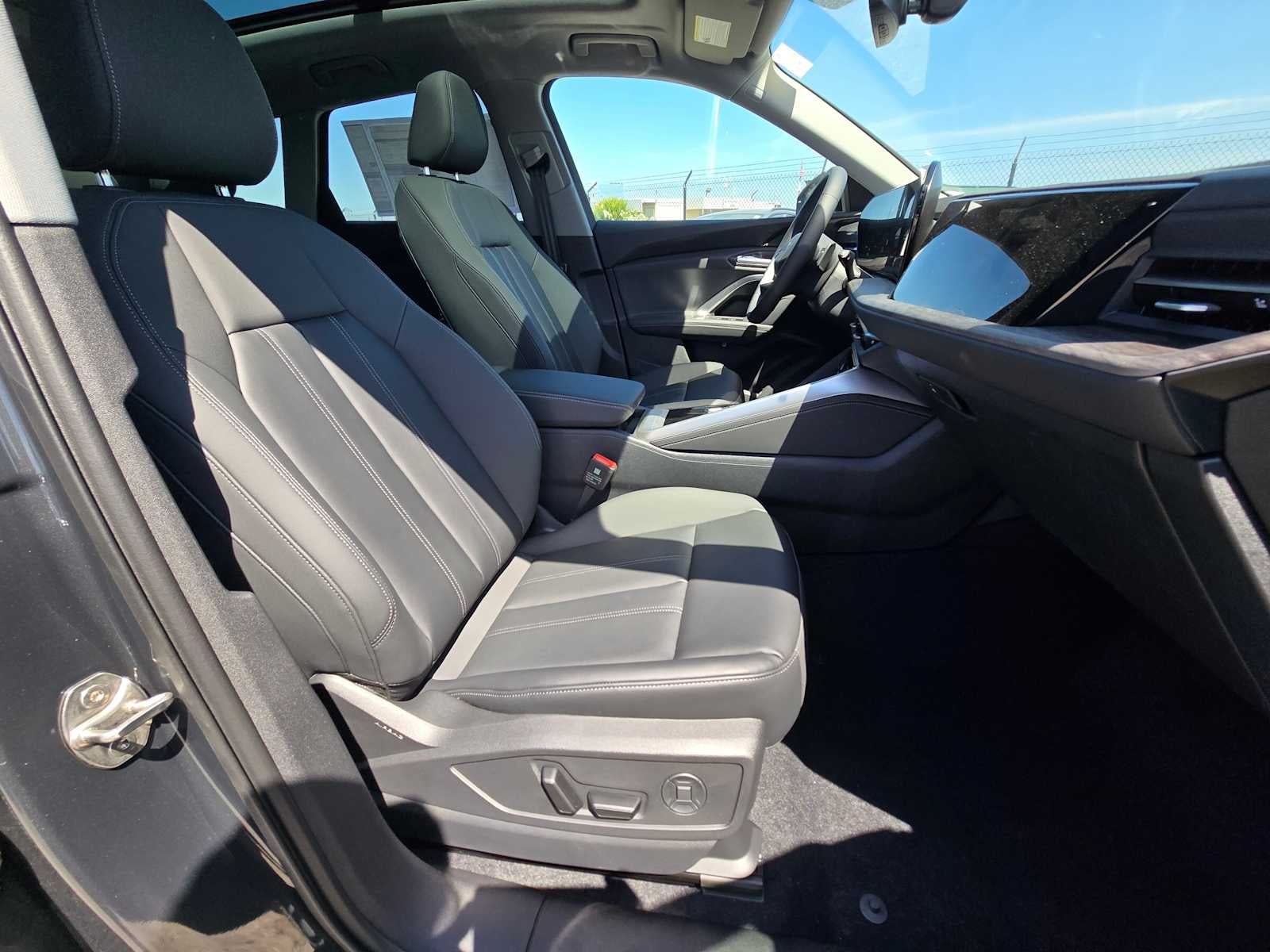 2025 Audi Q5 Premium