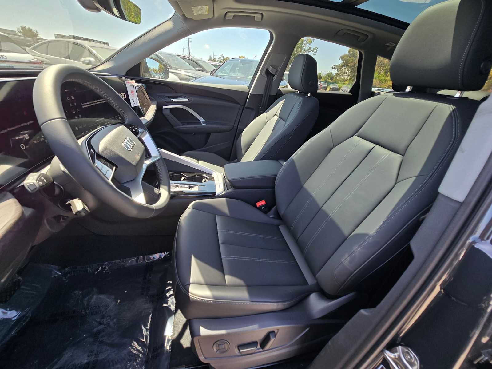 2025 Audi Q5 Premium