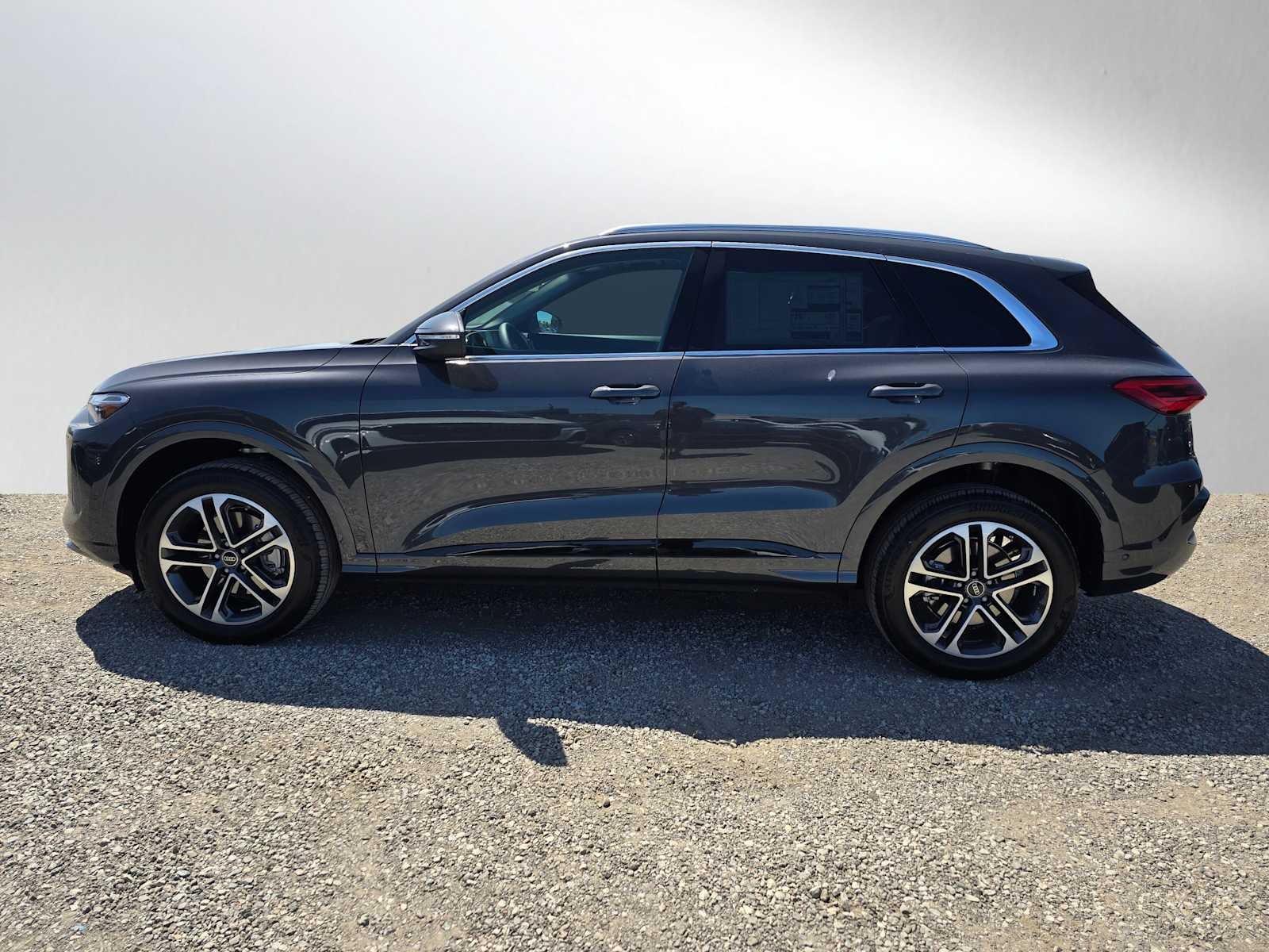 2025 Audi Q5 Premium