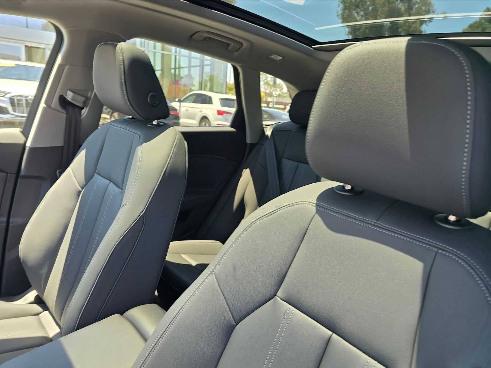2025 Audi Q5 Premium