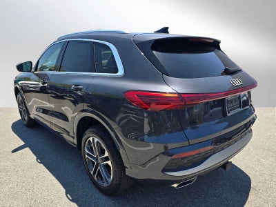 2025 Audi Q5 Premium