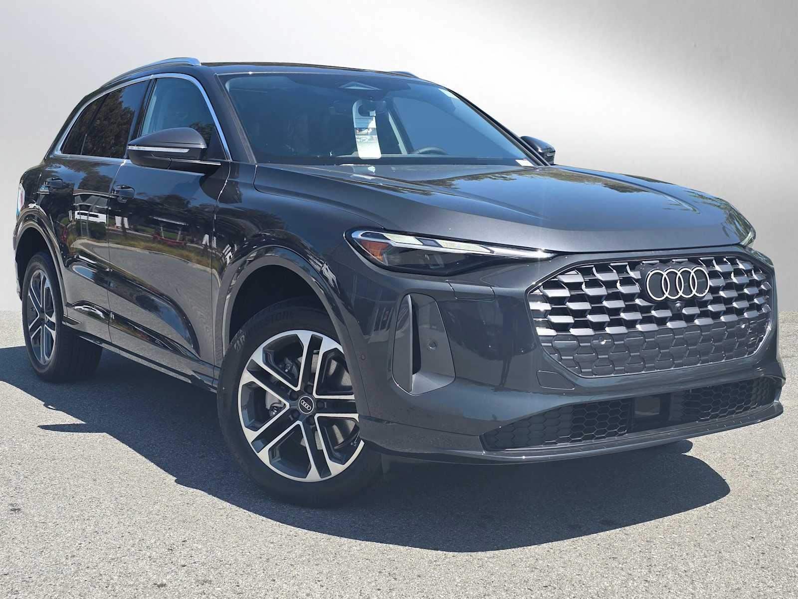 2025 Audi Q5 Premium