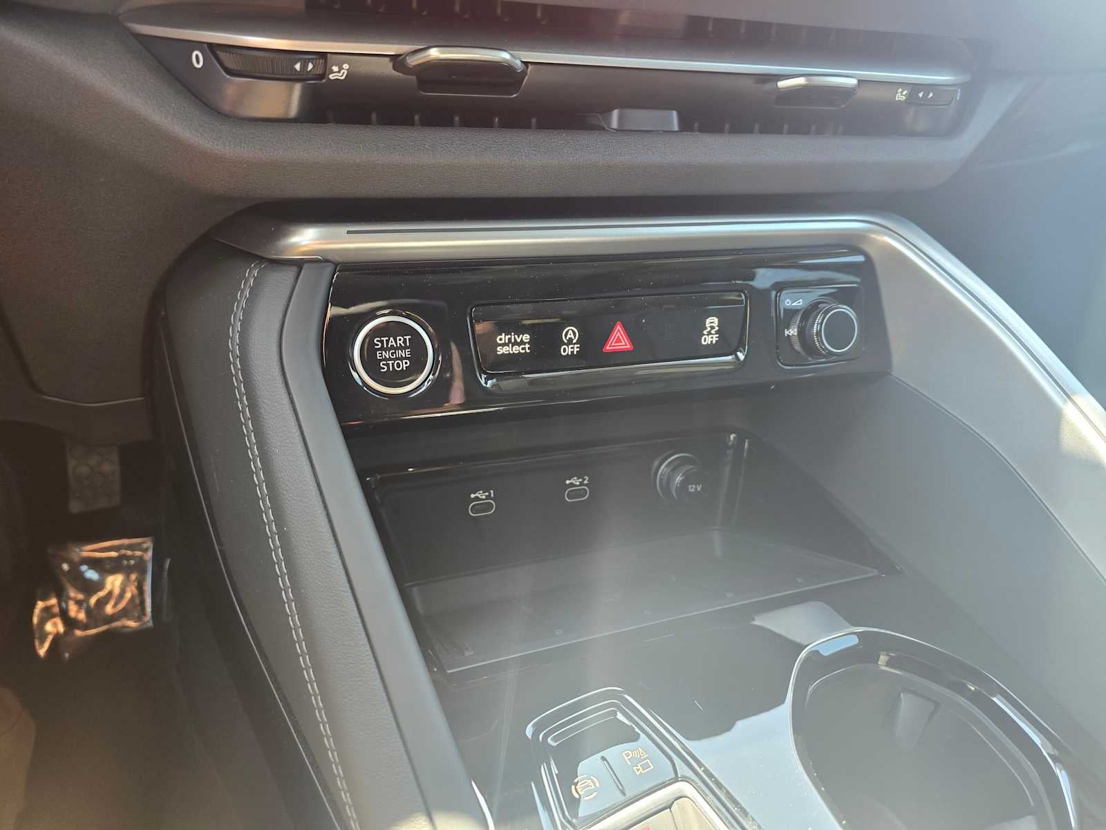 2025 Audi Q5 Premium