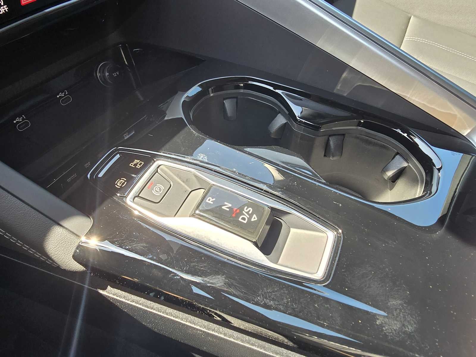 2025 Audi Q5 Premium