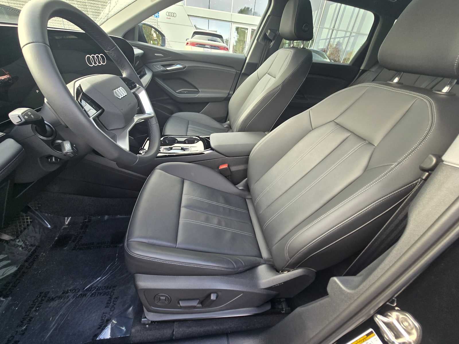 2025 Audi Q6 e-tron Premium Plus