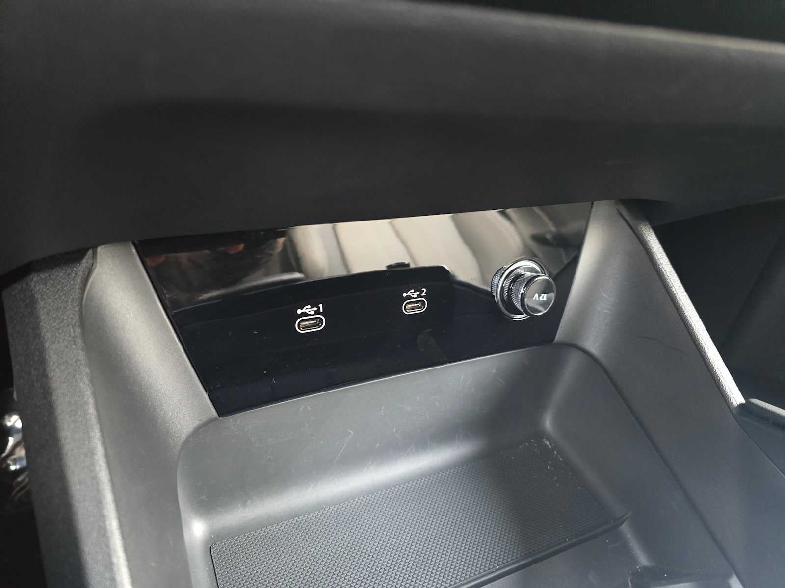 2025 Audi Q6 e-tron Premium Plus