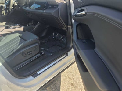 2025 Audi Q6 e-tron Premium Plus