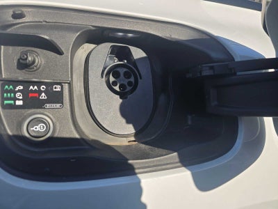 2025 Audi Q6 e-tron Premium Plus