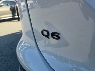2025 Audi Q6 e-tron Premium Plus