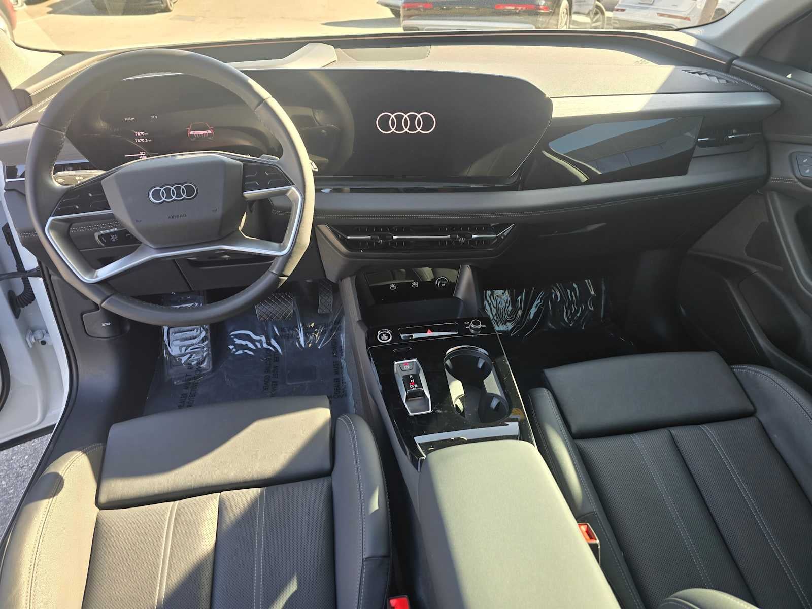 2025 Audi Q6 e-tron Premium Plus