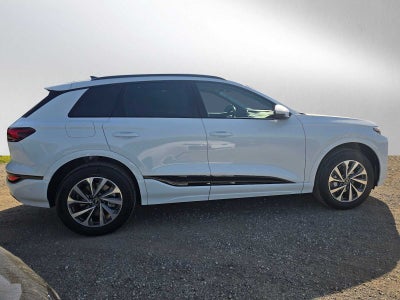 2025 Audi Q6 e-tron Premium Plus