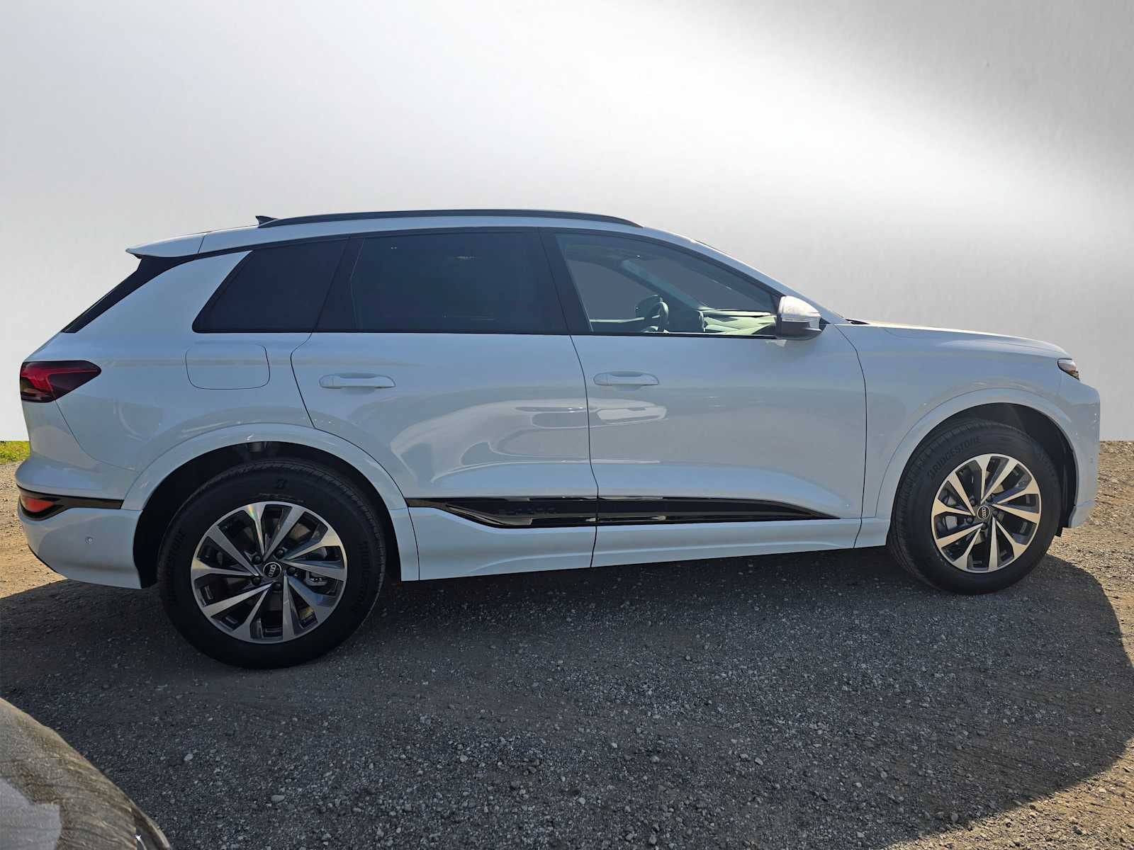 2025 Audi Q6 e-tron Premium Plus