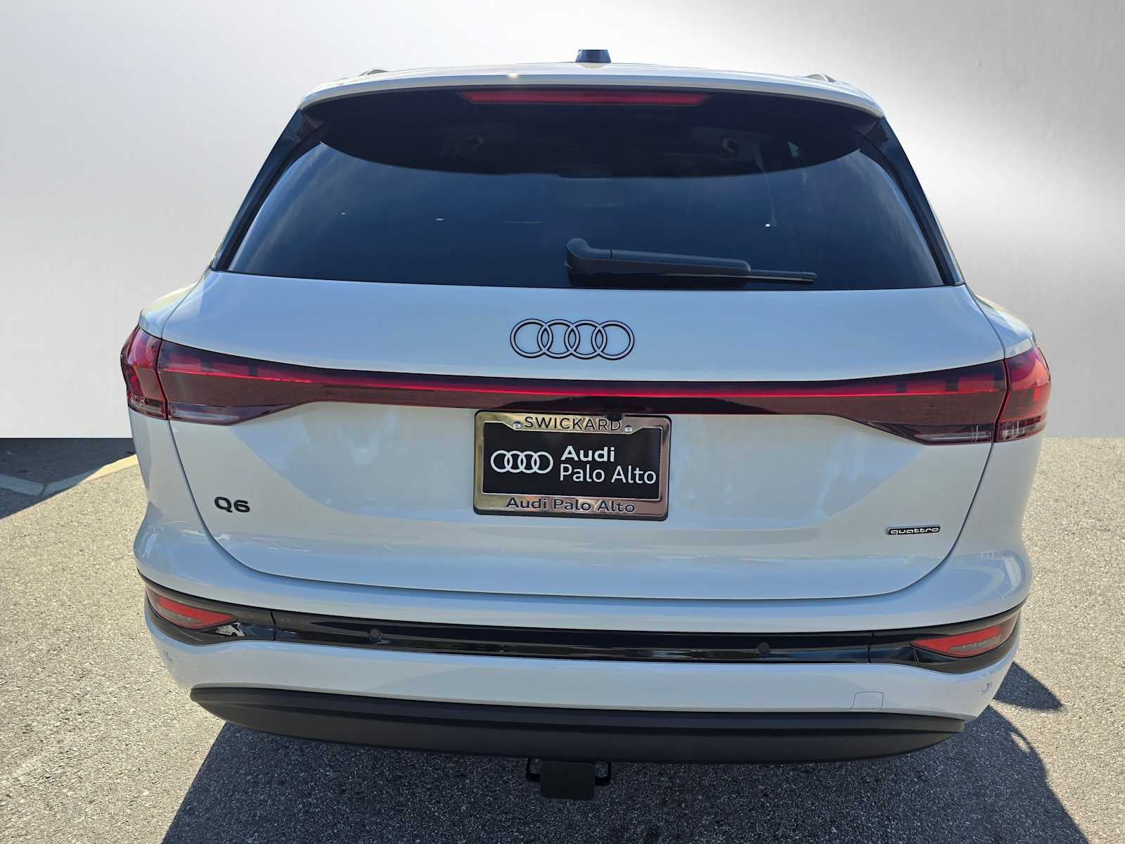 2025 Audi Q6 e-tron Premium Plus