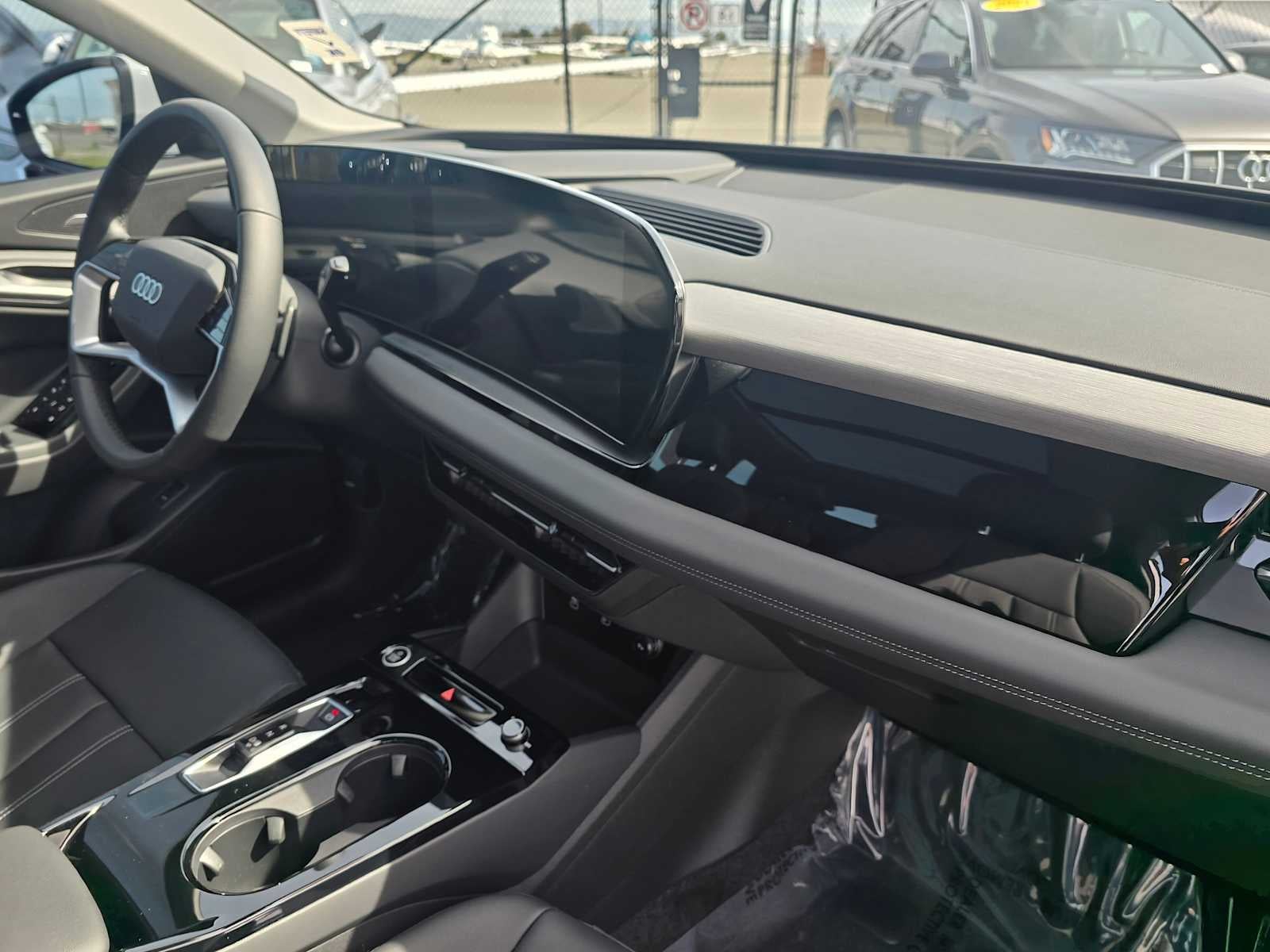 2025 Audi Q6 e-tron Premium Plus