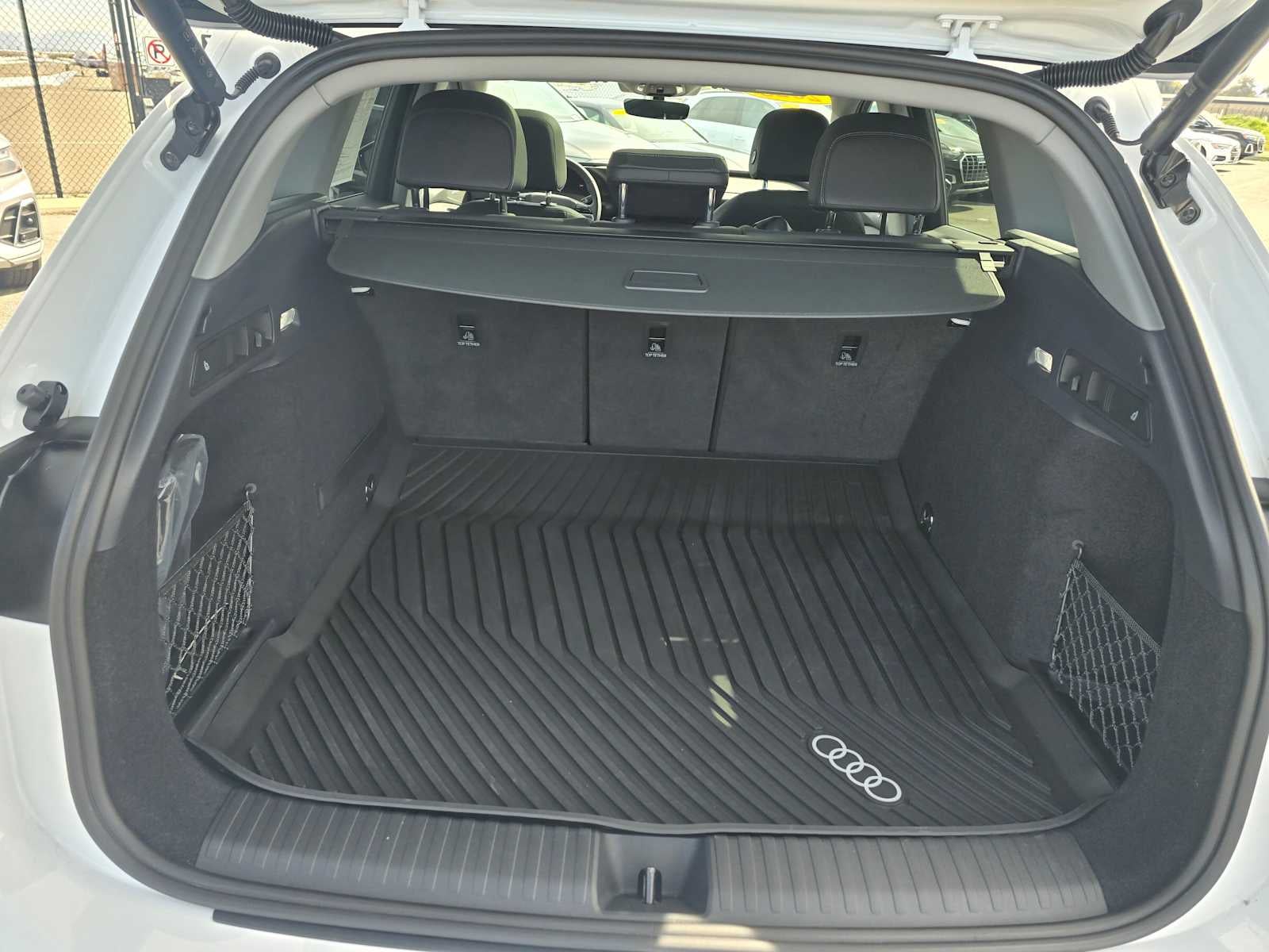 2025 Audi Q6 e-tron Premium Plus