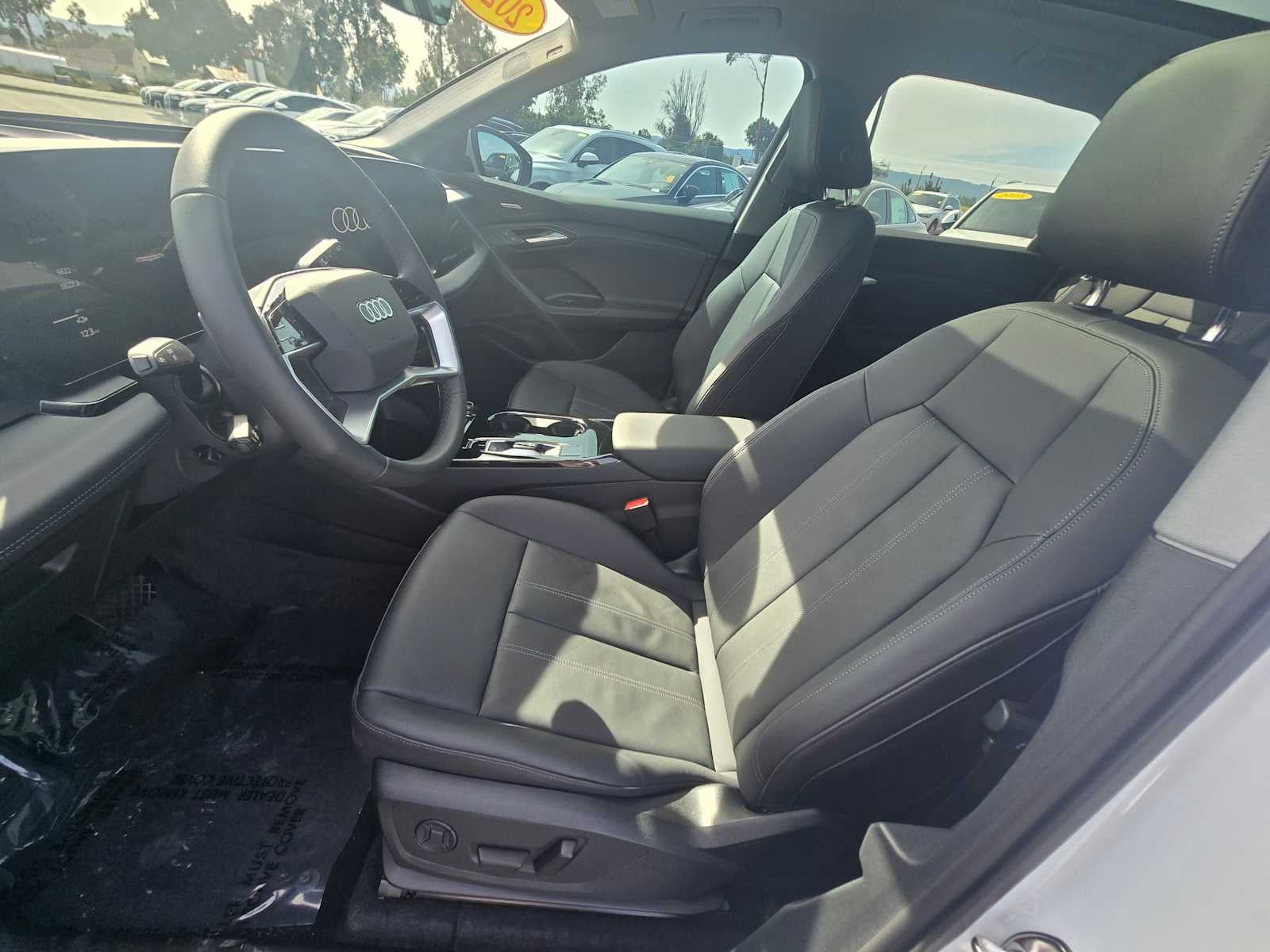2025 Audi Q6 e-tron Premium Plus