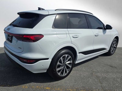 2025 Audi Q6 e-tron Premium Plus