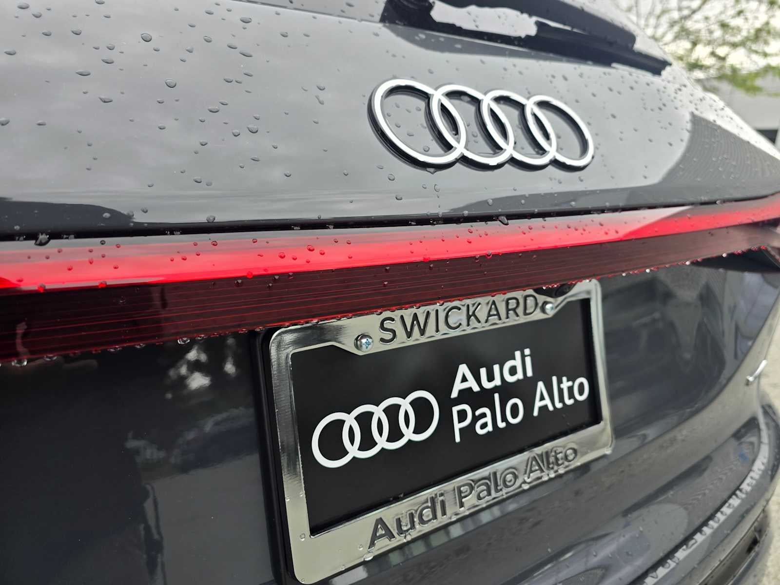 2025 Audi Q6 e-tron Premium Plus
