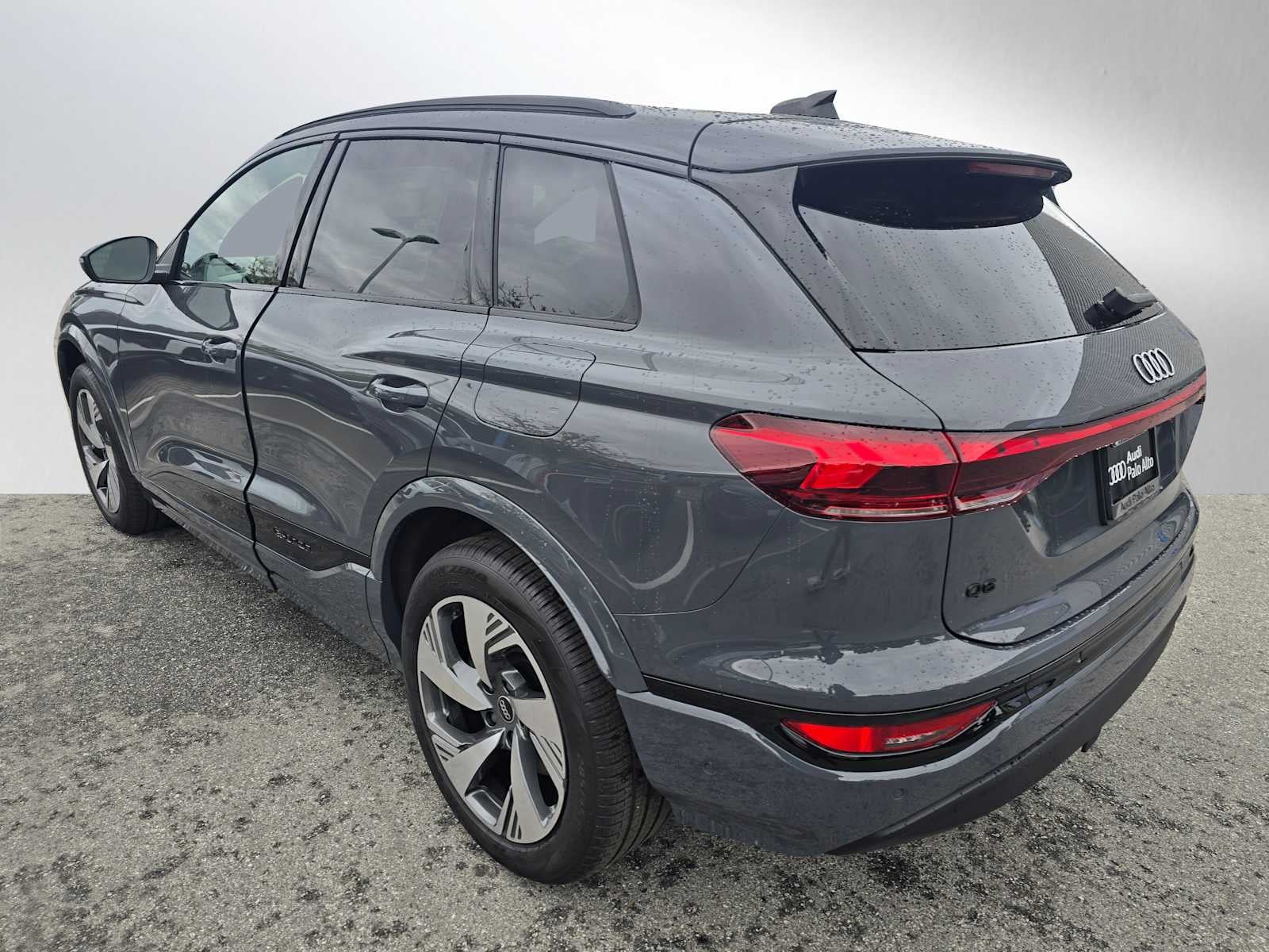 2025 Audi Q6 e-tron Premium Plus