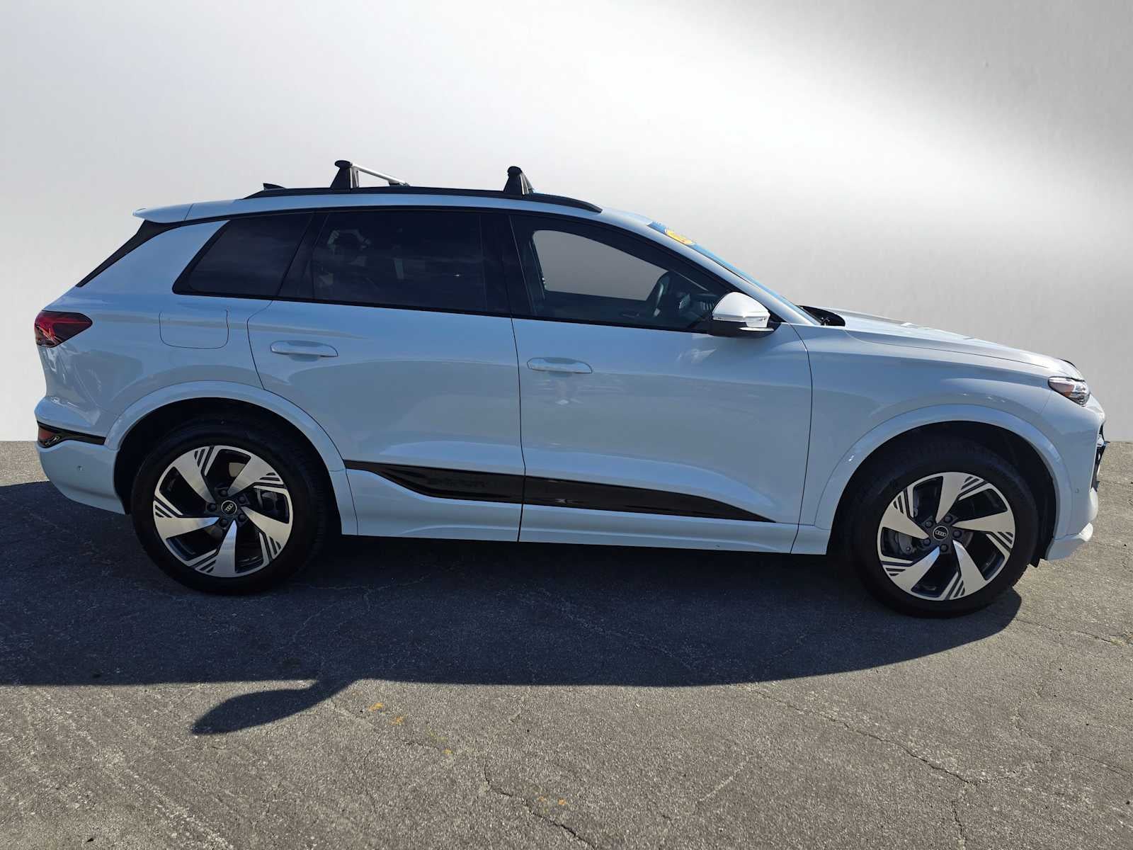 2025 Audi Q6 e-tron Premium Plus