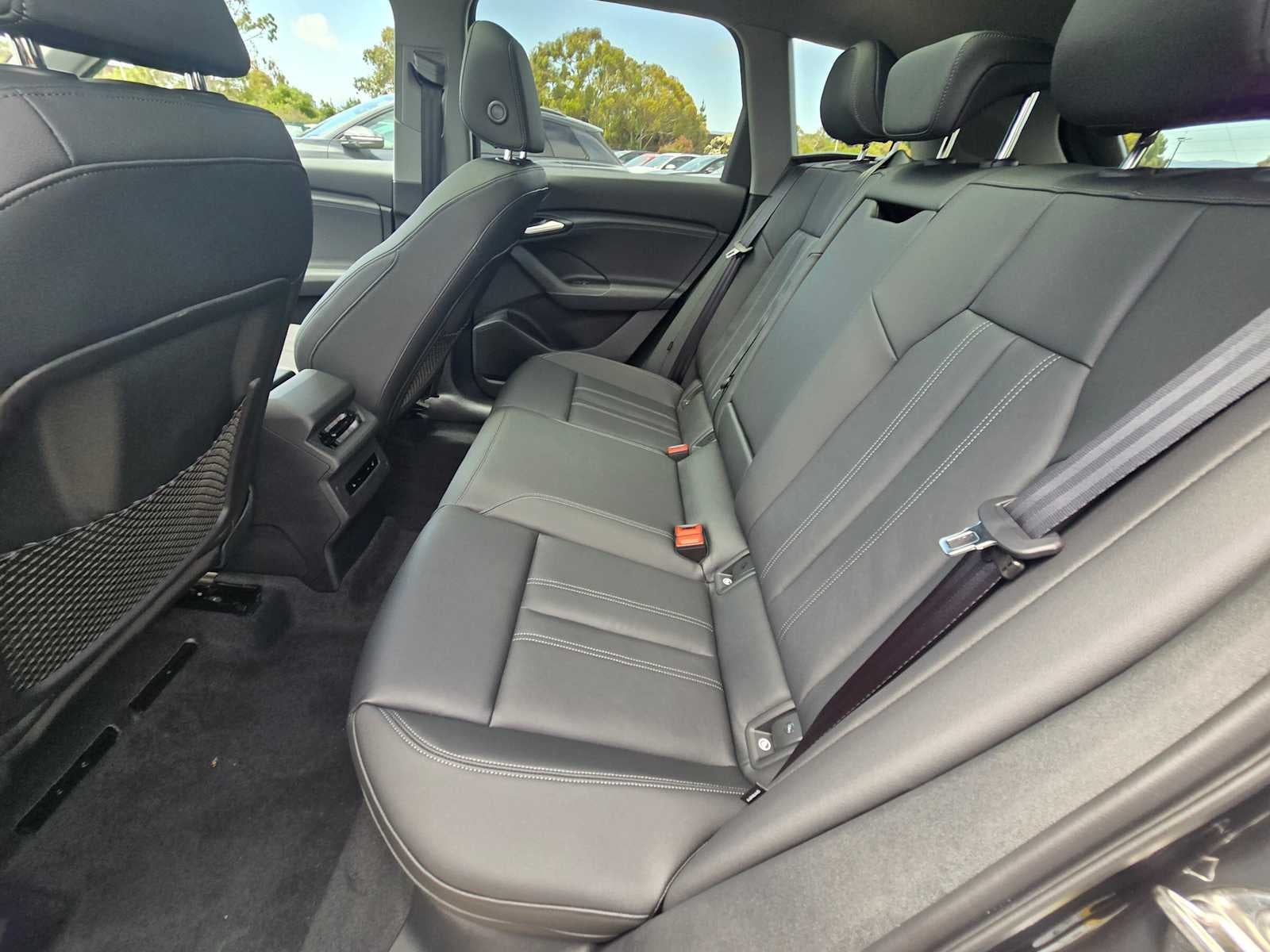 2025 Audi Q6 e-tron Premium Plus
