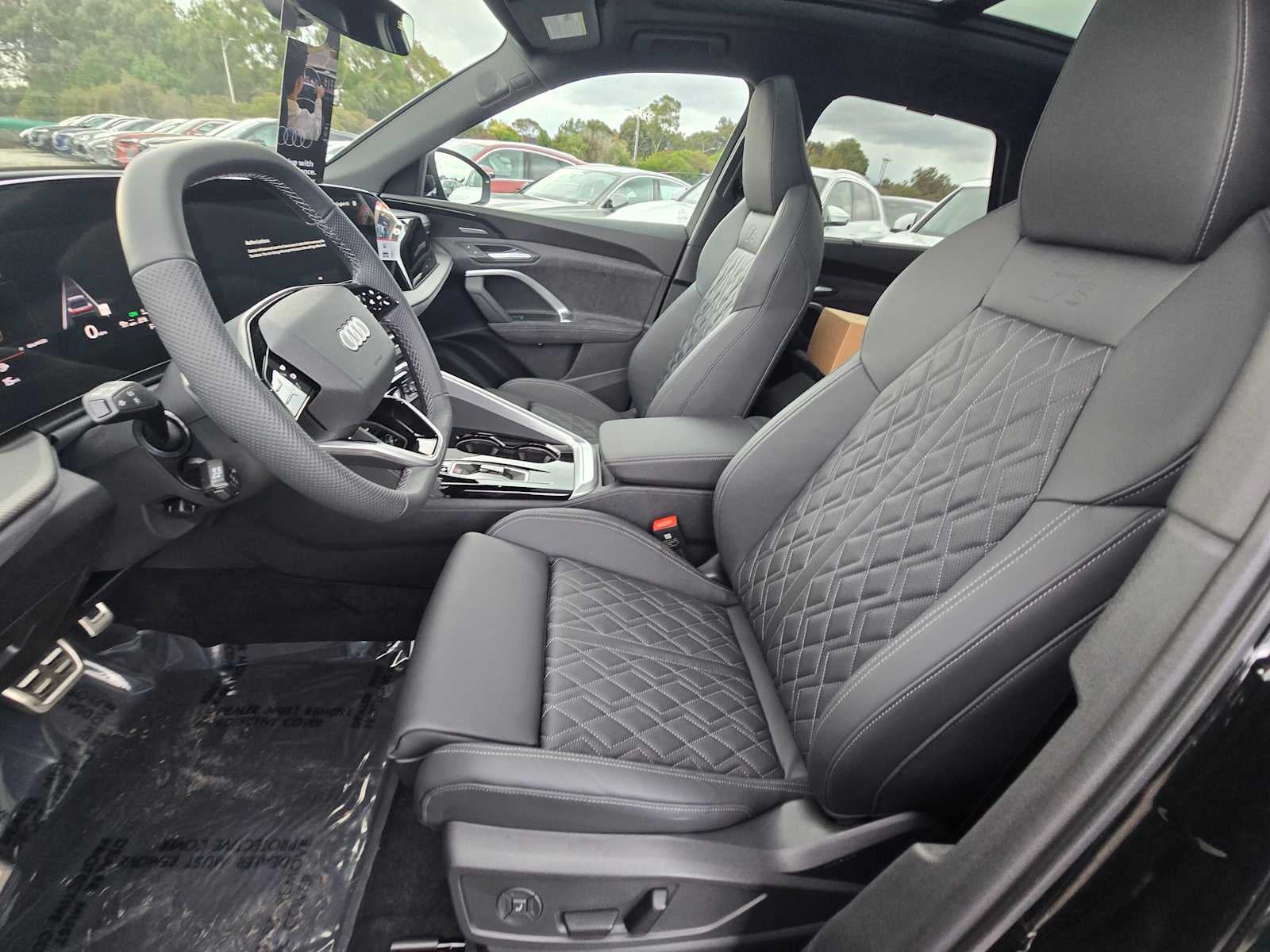 2025 Audi SQ5 Premium Plus