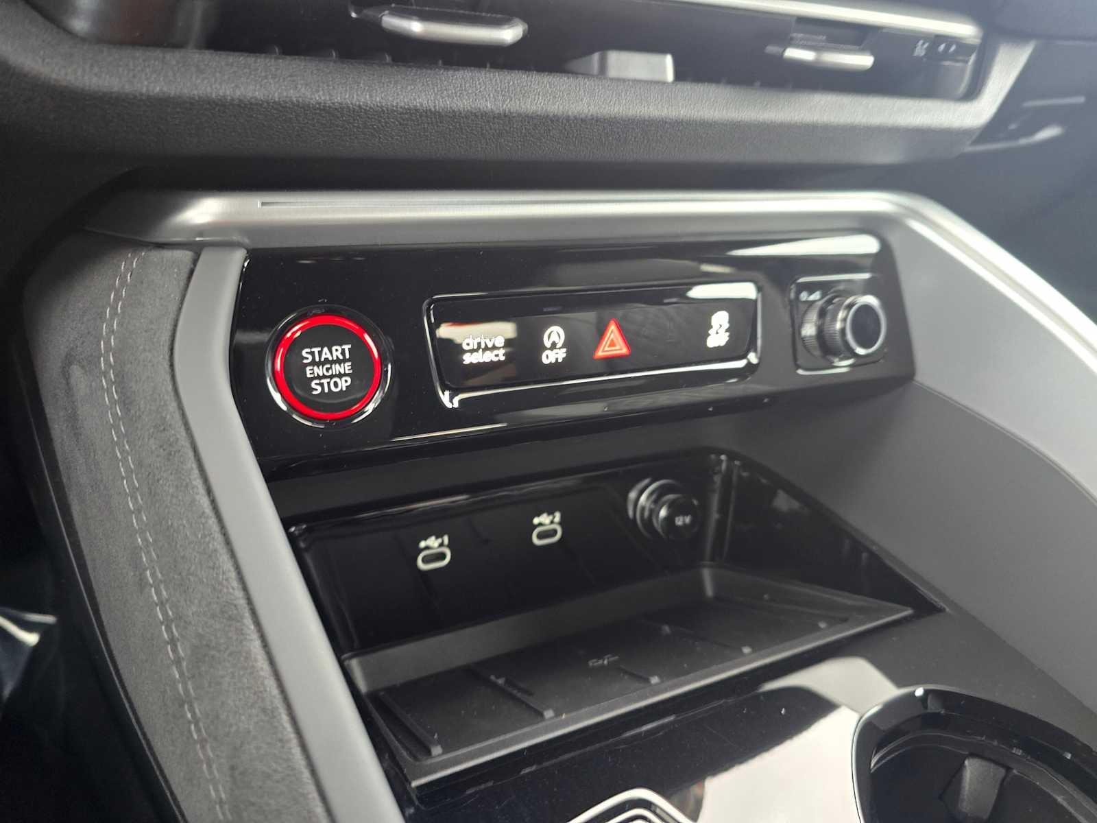 2025 Audi SQ5 Premium Plus