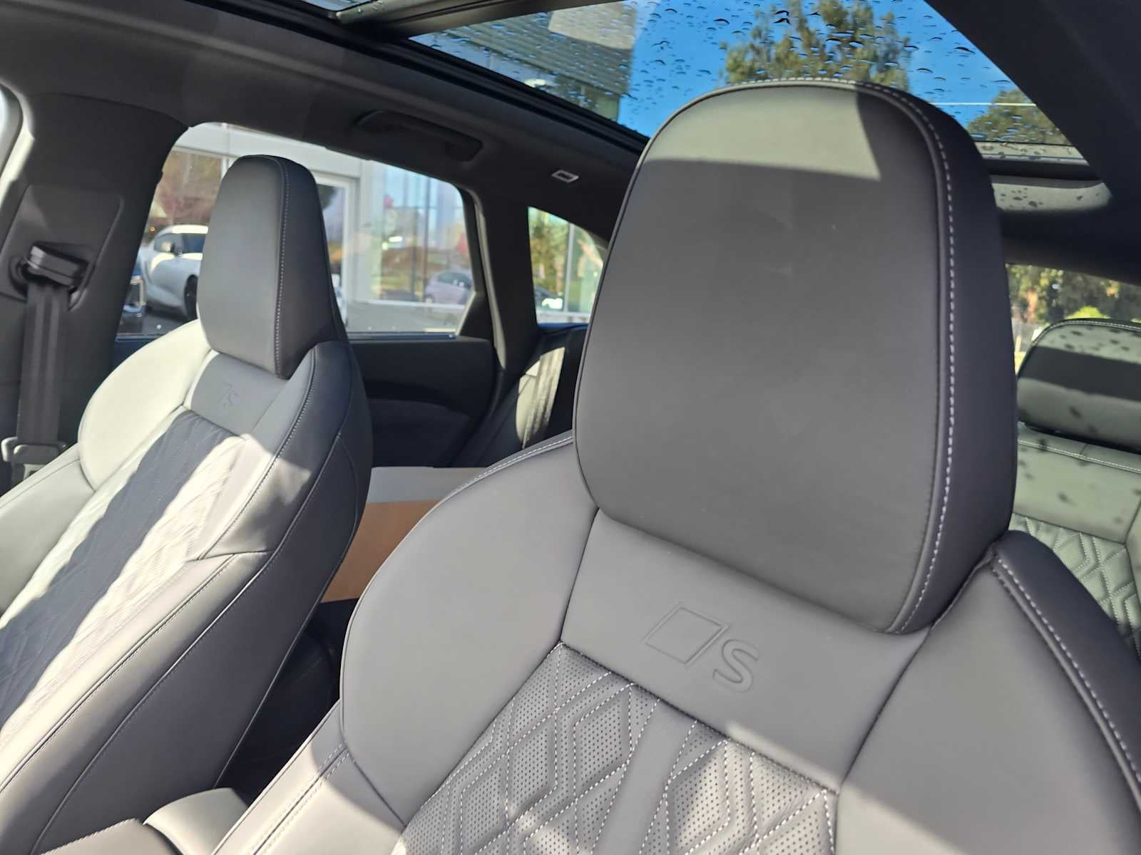 2025 Audi SQ5 Premium Plus