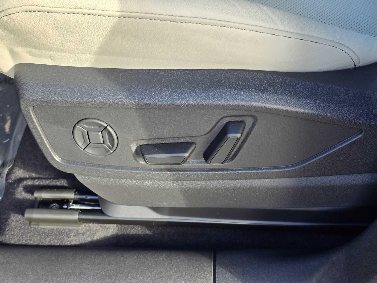 2025 Audi New Q5 Premium Plus