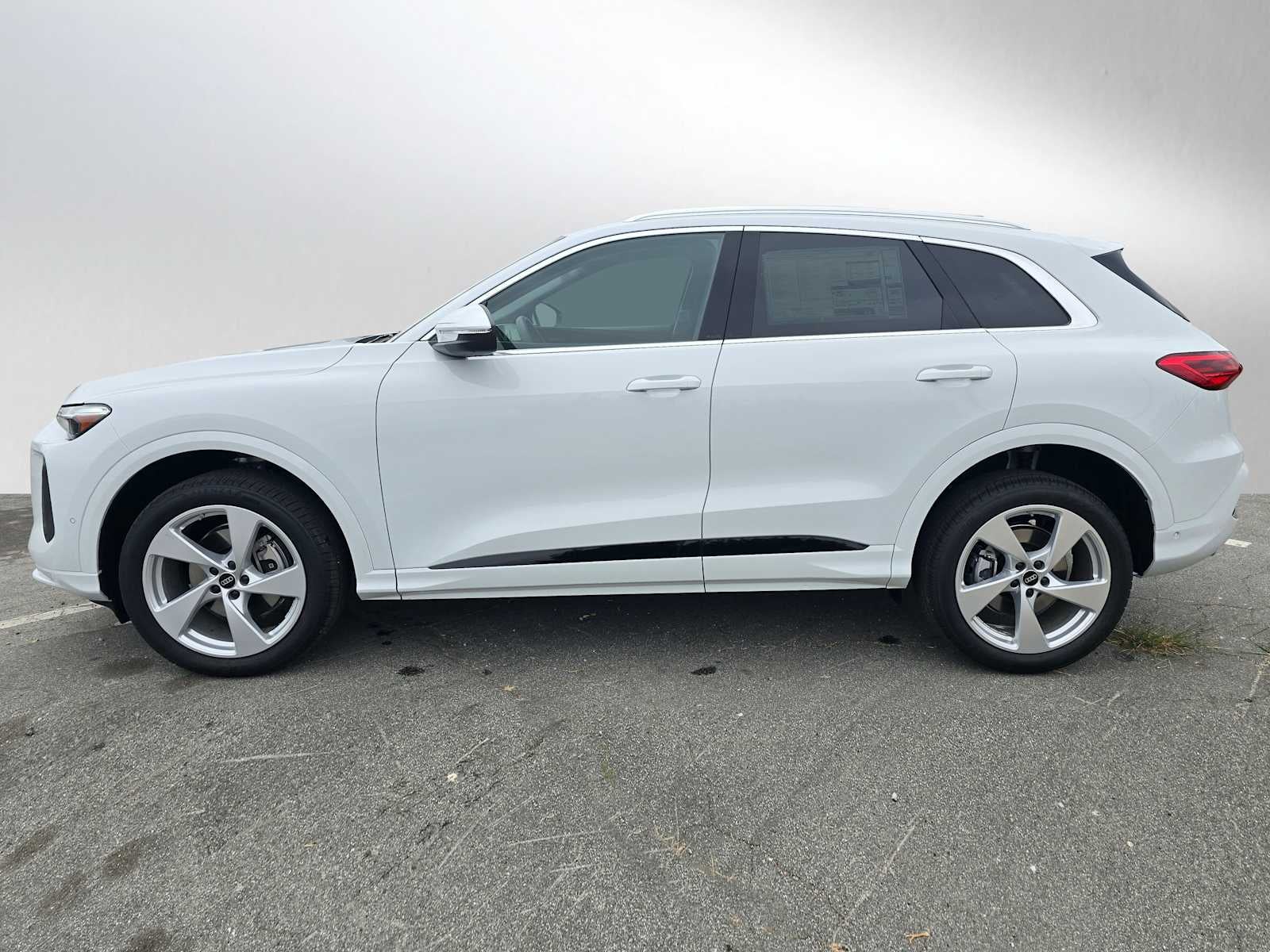 2025 Audi New Q5 Premium Plus