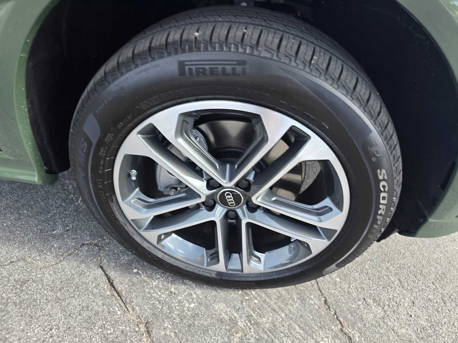 2025 Audi Q5 Premium Plus